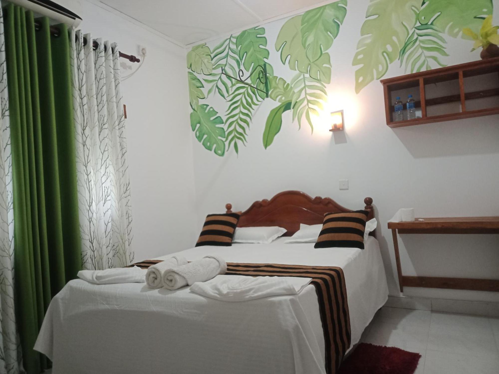 Goalma Family Holiday Resort & Restaurant Anuradhapura Bagian luar foto