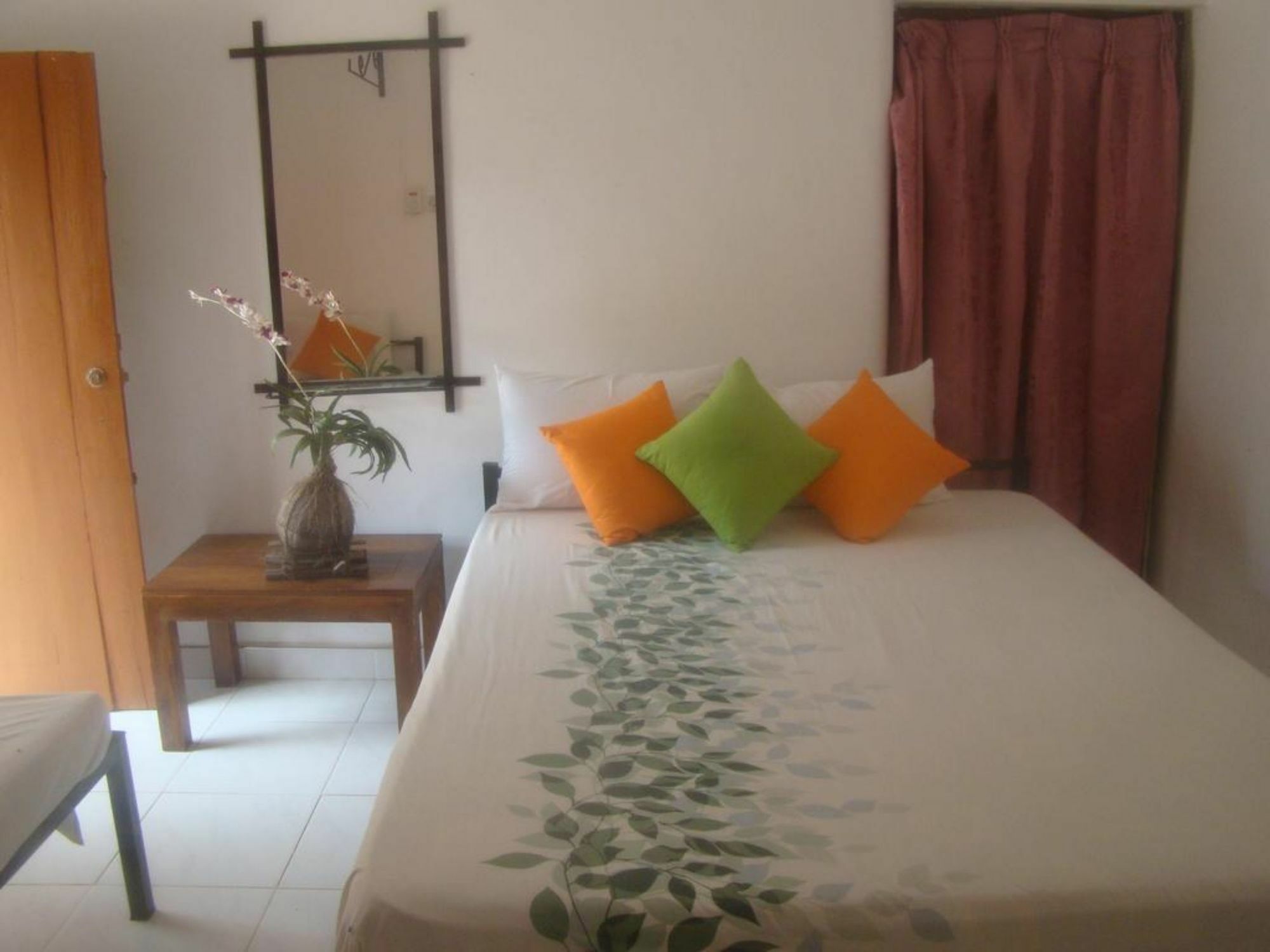 Goalma Family Holiday Resort & Restaurant Anuradhapura Bagian luar foto