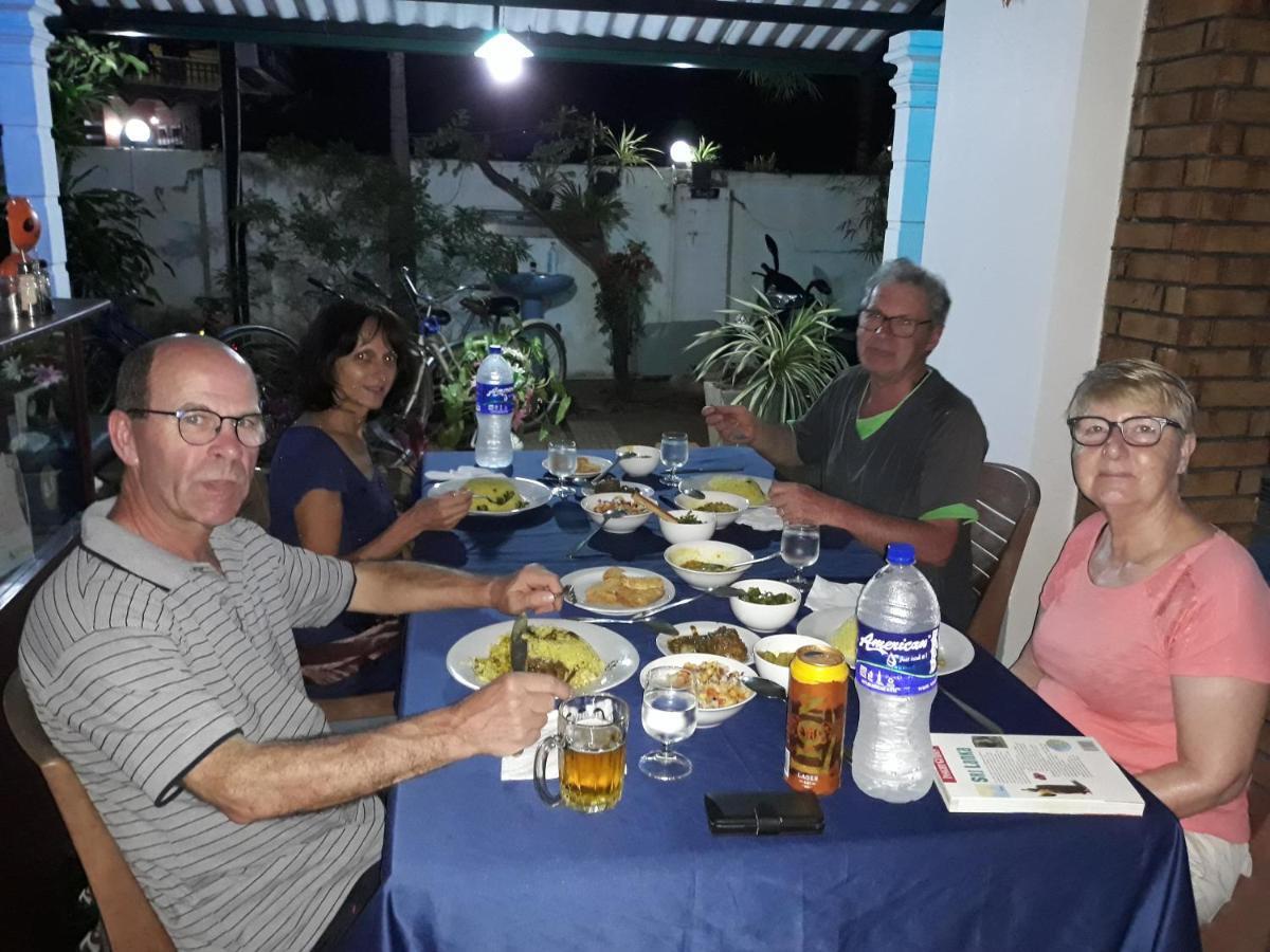 Goalma Family Holiday Resort & Restaurant Anuradhapura Bagian luar foto