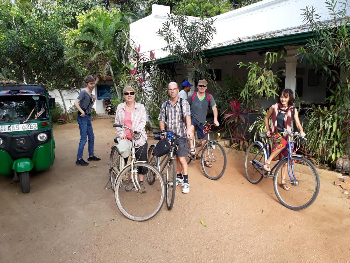 Goalma Family Holiday Resort & Restaurant Anuradhapura Bagian luar foto